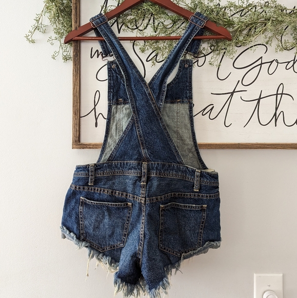 We The Free Denim Shortalls size 26 - Picture 2 of 7